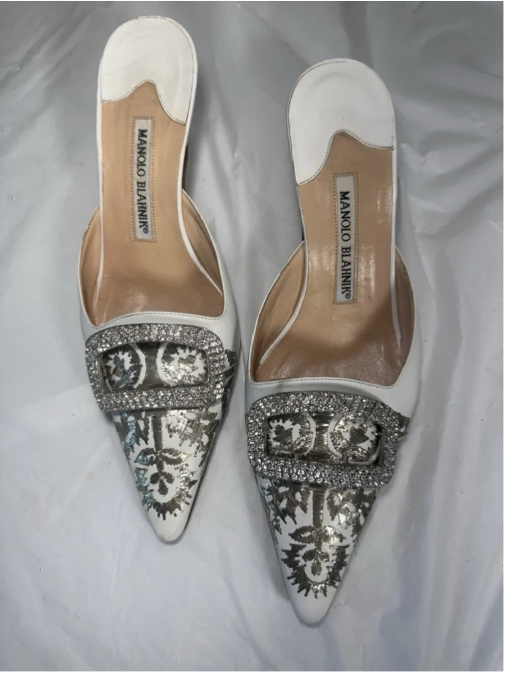 Manolo Blahnik Leather Mules White Graphic Print Crystals - Picture 13 of 14